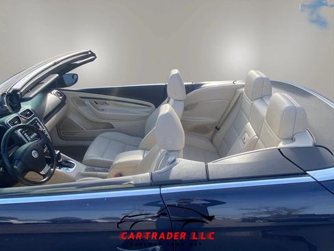 Used 2009 Volkswagen Eos Komfort FWD image 3