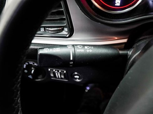 Used 2022 Dodge Challenger R/T image 32