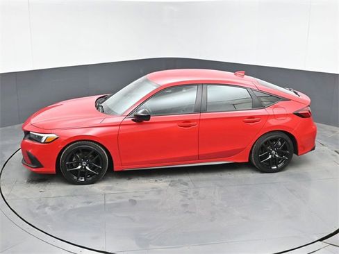 Used 2024 Honda Civic Sport image 32