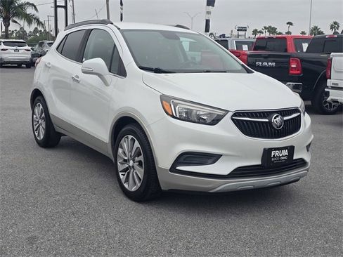 Used 2019 Buick Encore Preferred image 3