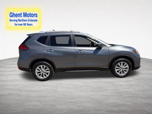 Used 2017 Nissan Rogue SV AWD/4WD image 6