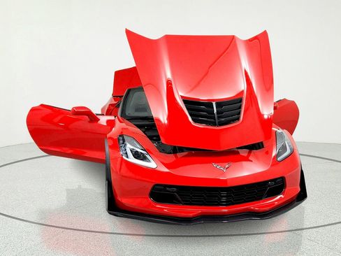 Certified 2016 Chevrolet Corvette Z06 w/ 3LZ Preferred Equipment Group RWD image 15