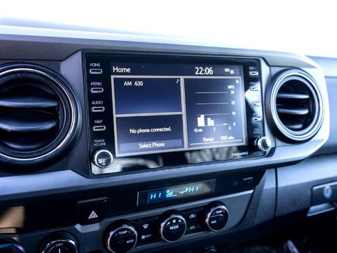 Used 2021 Toyota Tacoma TRD Sport image 18