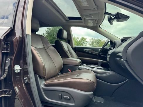 Used 2019 INFINITI QX60 Luxe w/ Essential Package AWD/4WD image 29