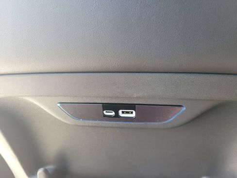 New 2026 Chrysler Pacifica Select FWD image 31