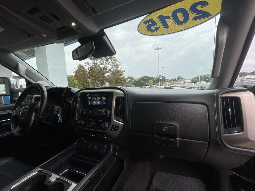 Certified 2015 GMC Sierra 2500 Denali w/ Duramax Plus Package AWD/4WD image 27