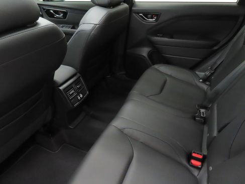 New 2025 Subaru Forester Limited w/ Popular Package image 24