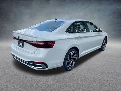 New 2025 Volkswagen Jetta SEL image 31