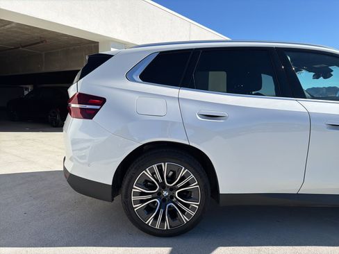 Used 2025 BMW X3 xDrive30i w/ Premium Package image 5