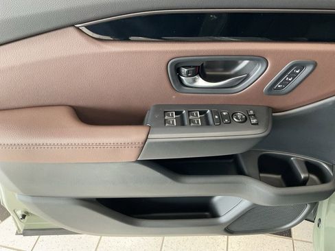 New 2026 Honda Pilot TrailSport image 9