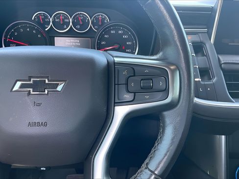Used 2021 Chevrolet Tahoe Z71 w/ Z71 Signature Package AWD/4WD image 11
