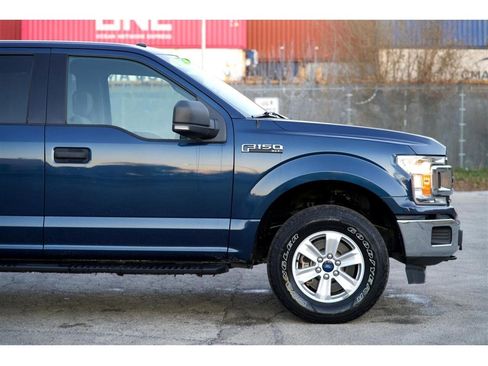 Used 2018 Ford F150 XLT w/ Equipment Group 301A Mid AWD/4WD image 10