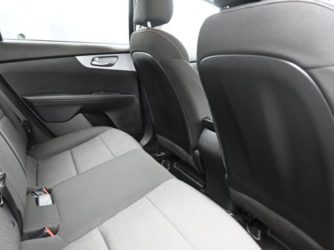 Used 2022 Kia Forte LXS FWD image 24