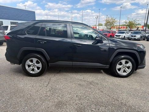 Used 2021 Toyota RAV4 XLE w/ XLE Grade Weather Package AWD/4WD image 6