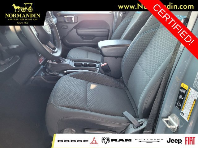 Certified 2024 Jeep Wrangler Unlimited Rubicon 4xe AWD/4WD image 16