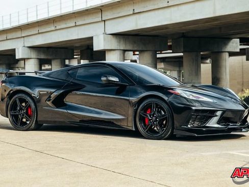 Used 2020 Chevrolet Corvette Stingray Coupe w/ Battery Protection Package RWD image 59