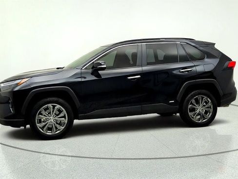 Used 2025 Toyota RAV4 Limited w/ Advanced Technology Package AWD/4WD image 8