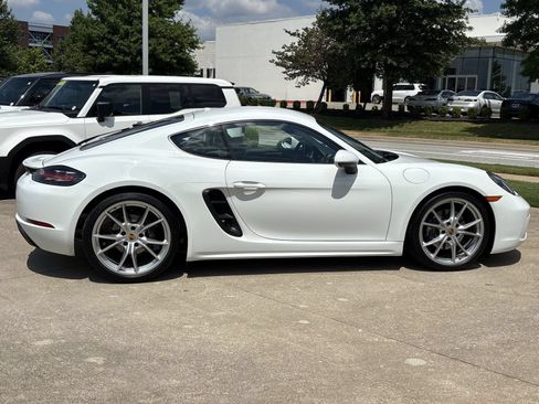 Certified 2024 Porsche 718 Cayman w/ Premium Package RWD image 1