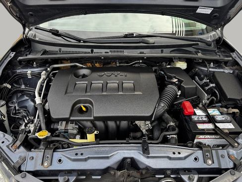 Used 2015 Toyota Corolla LE image 14