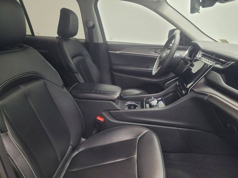 Used 2023 Jeep Grand Cherokee 4WD 4xe image 21