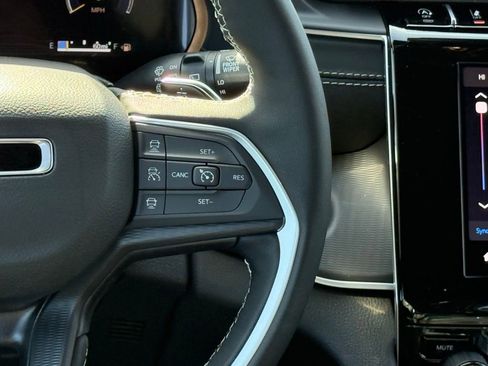 New 2026 Jeep Grand Cherokee Laredo X AWD/4WD image 24