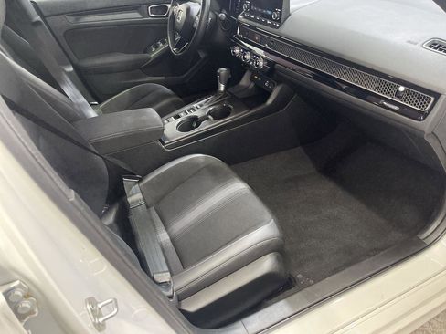 Certified 2024 Honda Civic Sport image 23