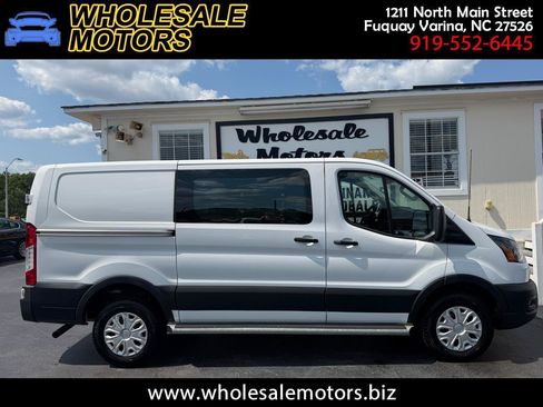 Used 2025 Ford Transit 250 Low Roof w/ Exterior Upgrade Package RWD image 1