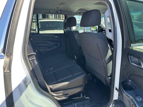 Used 2018 Chevrolet Tahoe 2WD image 16