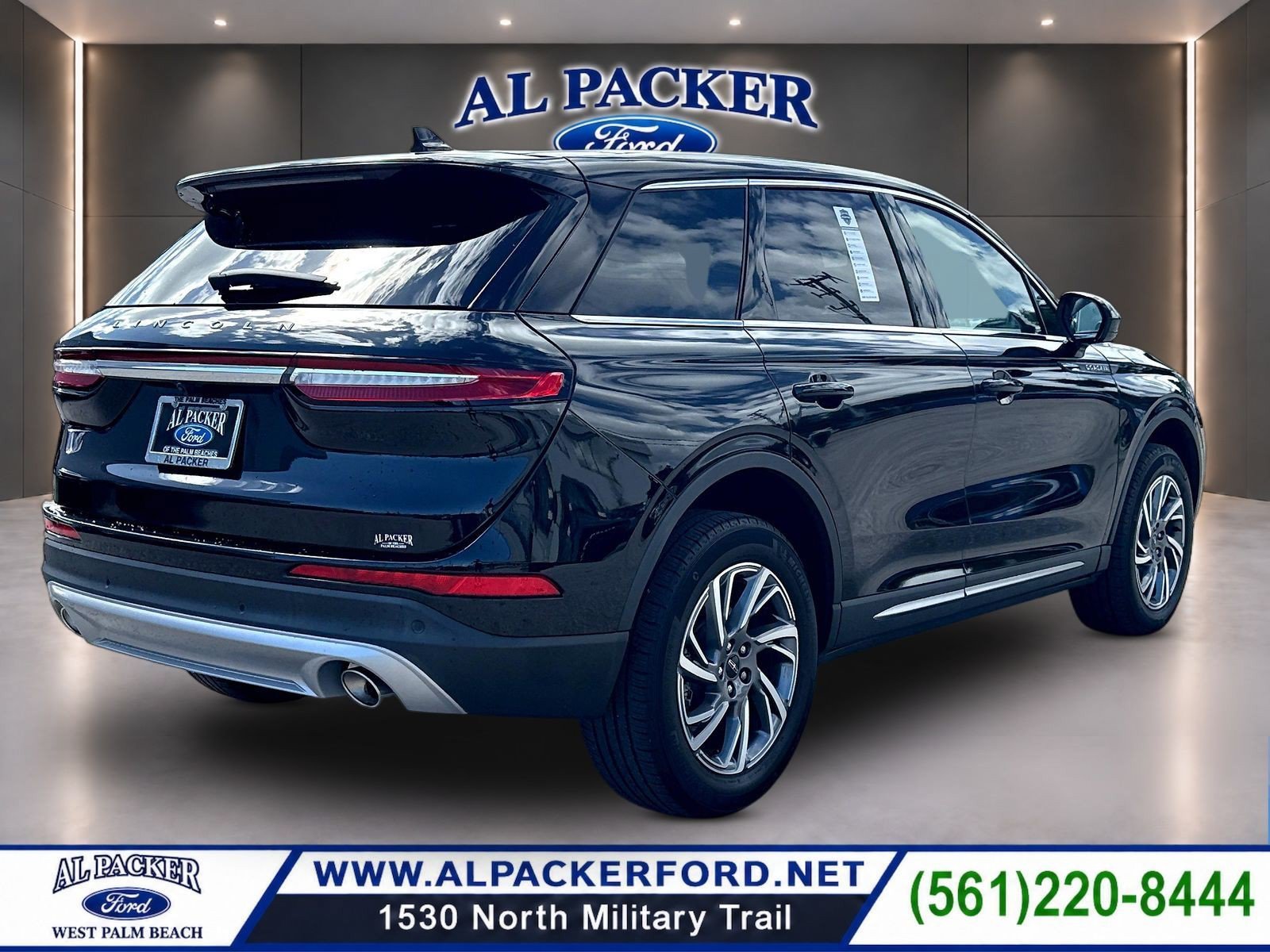 Certified 2023 Lincoln Corsair FWD image 5