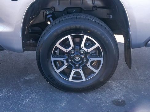 Used 2017 Toyota Tundra SR5 w/ TRD Off Road Package image 6