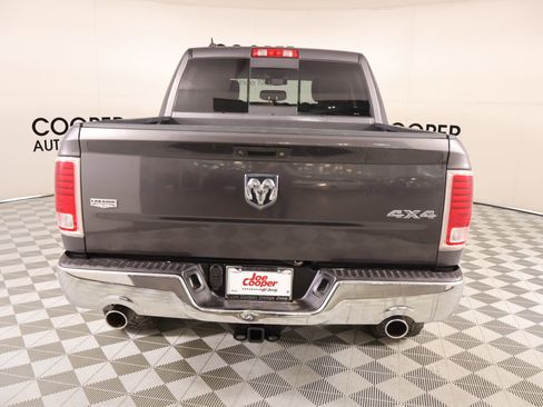 Used 2017 RAM 1500 Laramie w/ Convenience Group AWD/4WD image 22