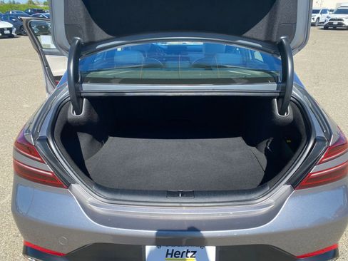 Used 2025 Genesis G70 2.5T image 33