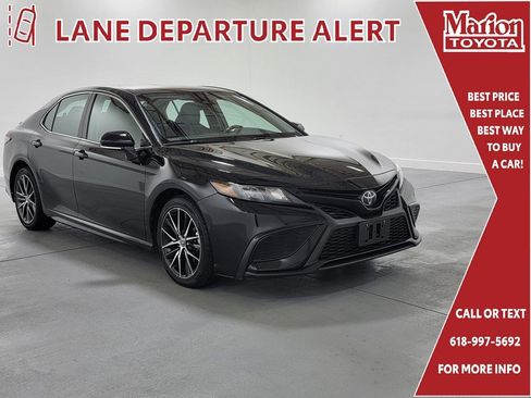 Used 2023 Toyota Camry SE image 1