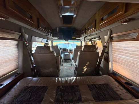 Used 1995 Ford E-150 and Econoline 150 image 22