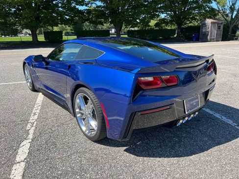 Used 2017 Chevrolet Corvette Stingray Coupe w/ Battery Protection Package RWD image 7