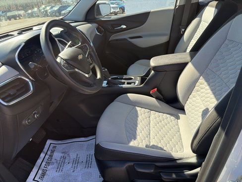Used 2020 Chevrolet Equinox LS w/ LPO, Floor Liner Package image 11