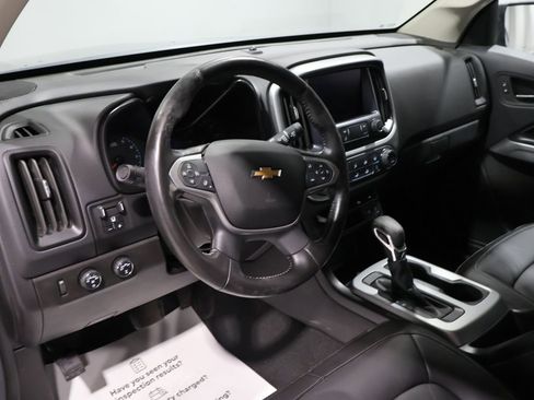 Used 2022 Chevrolet Colorado LT w/ Luxury Package image 16