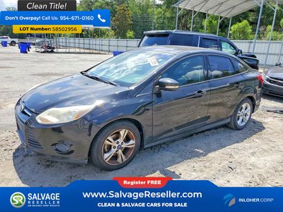Used 2014 Ford Focus SE