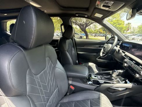 Certified 2024 Kia Telluride SX X-Pro AWD/4WD image 12