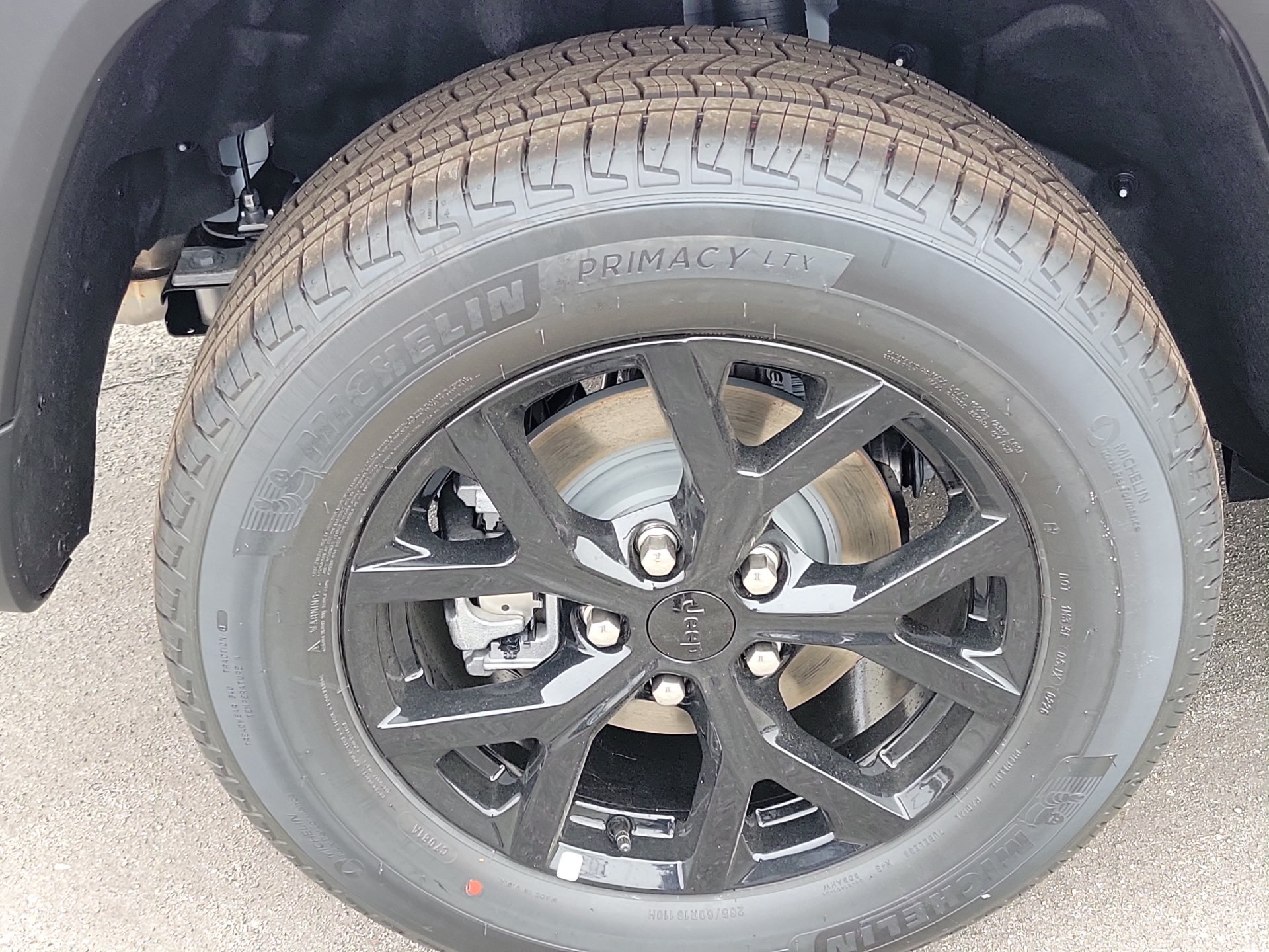 New 2026 Jeep Grand Cherokee Altitude RWD image 17