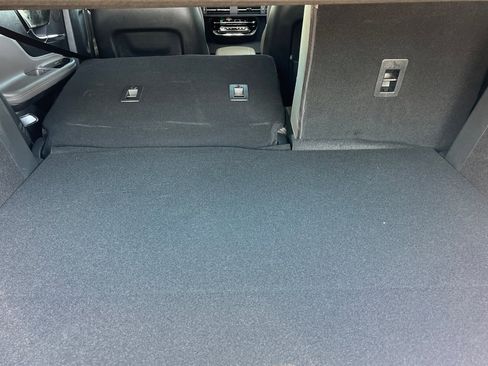 New 2025 Lincoln Corsair AWD w/ Equipment Group 101A image 13