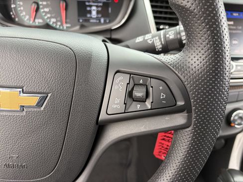 Certified 2022 Chevrolet Trax LS w/ Tint and Cruise Package FWD image 26