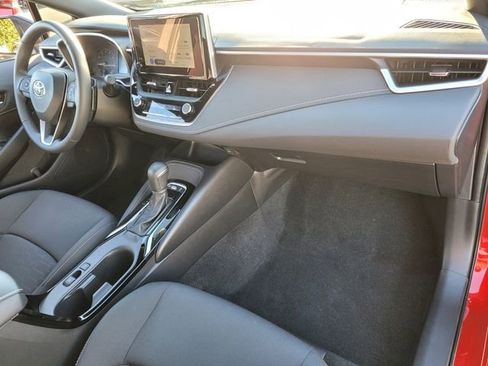 Used 2024 Toyota Corolla SE image 18