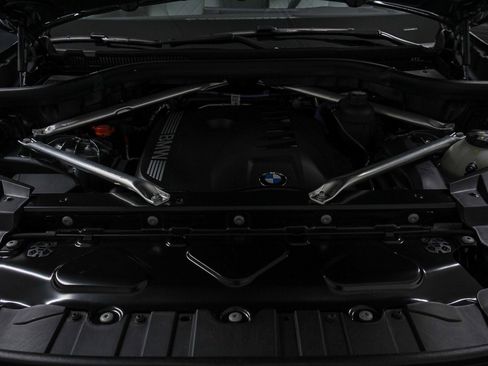 Used 2025 BMW X5 sDrive40i w/ Premium Package image 27