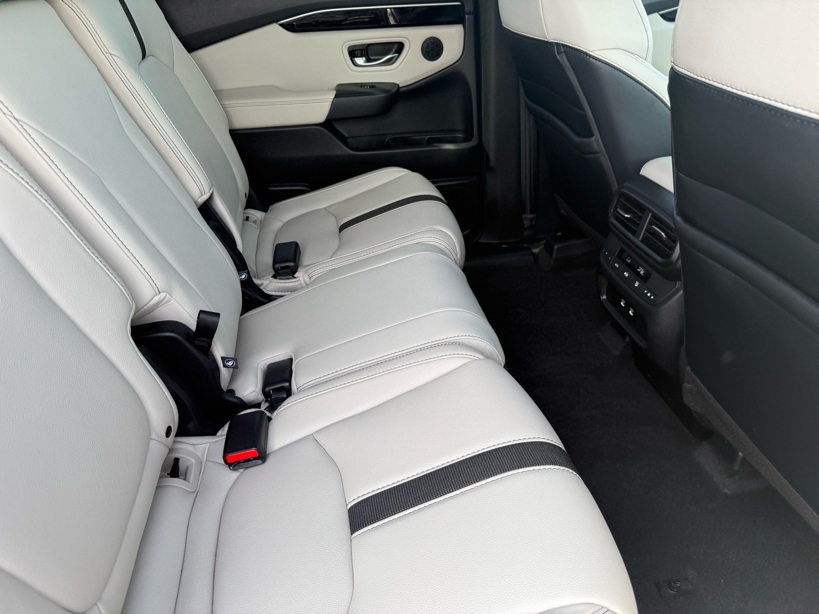 Certified 2026 Honda Pilot EX-L image 31