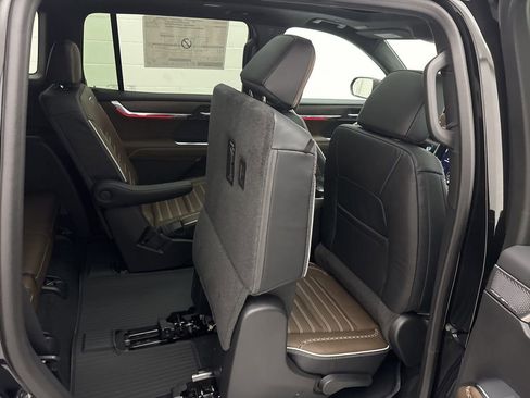 New 2026 GMC Acadia Denali Ultimate image 71