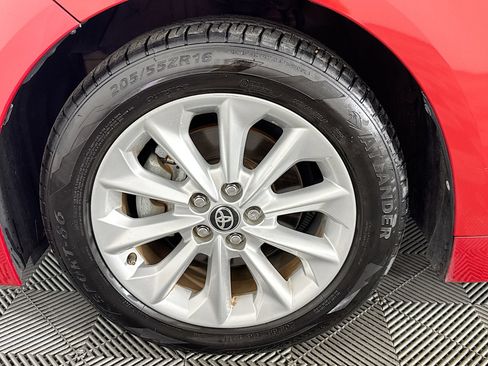 Used 2020 Toyota Corolla LE w/ LE Premium Package FWD image 64