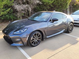 Used 2023 Toyota GR86 RWD video 1