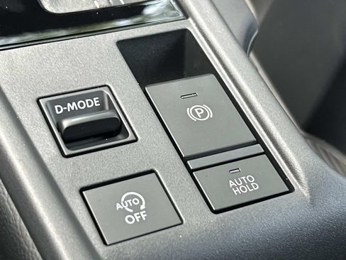 New 2026 Nissan Sentra SV w/ SV Convenience Package FWD image 32