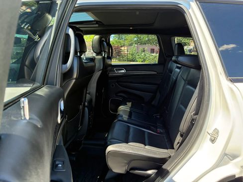 Used 2018 Jeep Grand Cherokee High Altitude AWD/4WD image 12